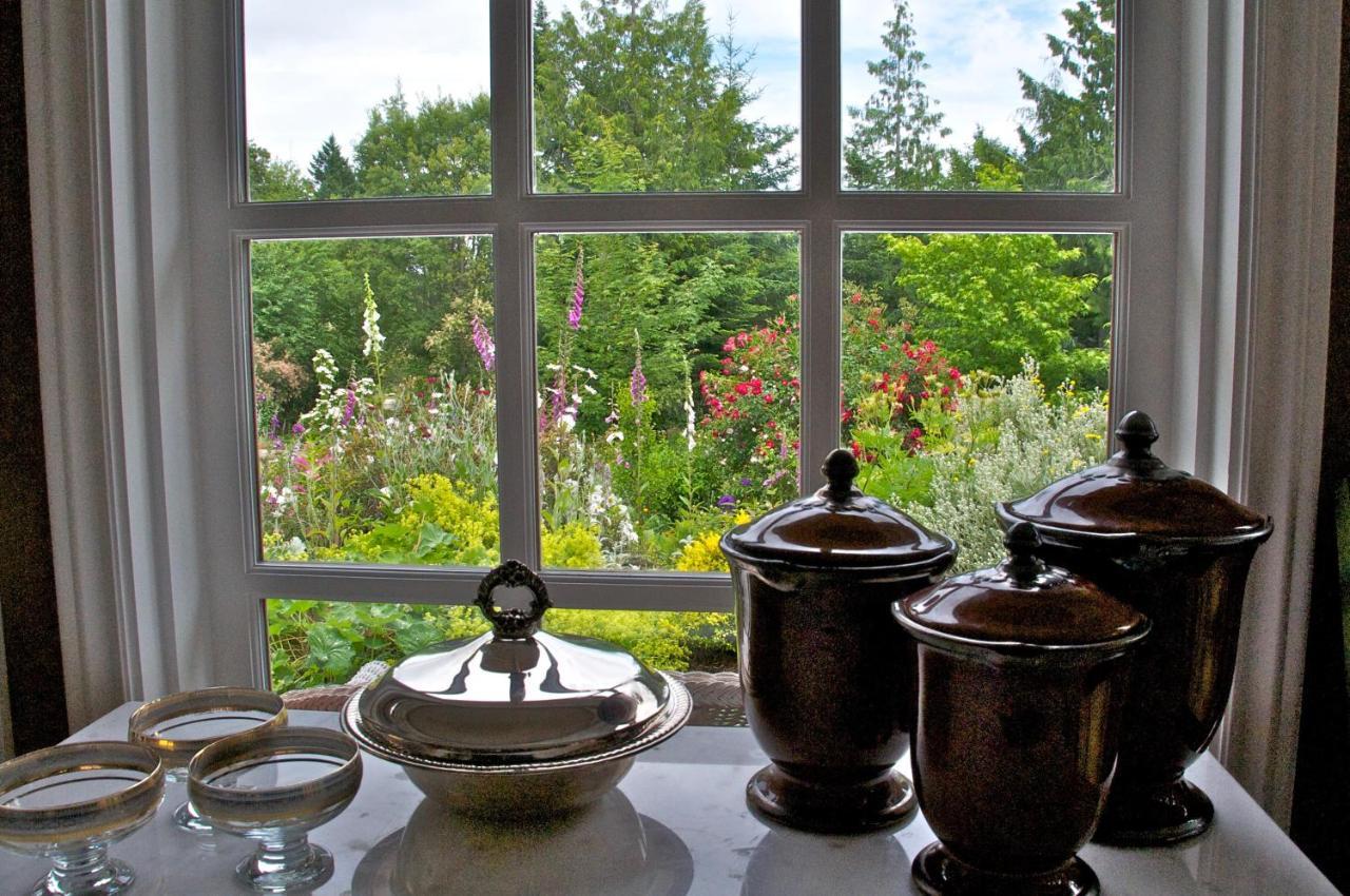 Wetherly Inn & Spa Ganges Bagian luar foto