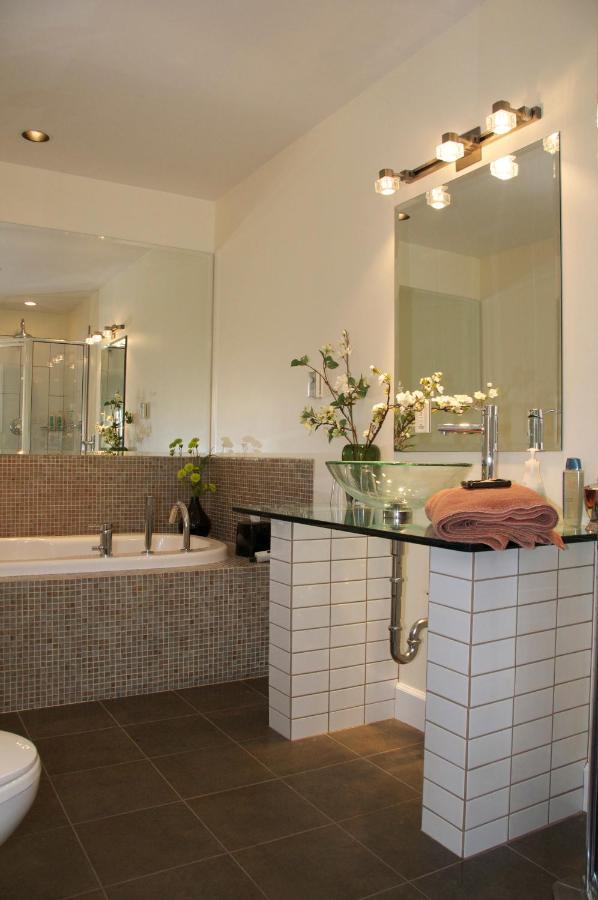 Wetherly Inn & Spa Ganges Bagian luar foto